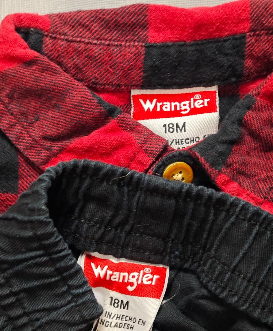 WRANGLER INFANT SET (Category: Babies & Kids Fashion) located in Imus. Submitted by eykc01 (Listing ID 1466913603, Image 3). Description: EXCELLENT-LIKE NEW 18M.