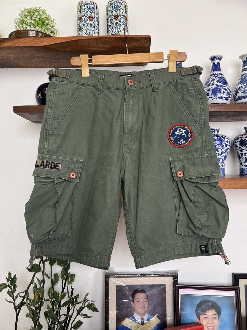 XLARGE MILITARY CARGO SHORTS (Category: Shorts) located in Solano. Submitted by aljoners (Listing ID 1466898580, Image 1). Description: Size: 34 Length: 22 Leg opening: 10.5 Color rate: 9.5/10 Condition: 10/10 Issue/s: None - can fit up to 36 adjustable “Color may vary due to lighting”.