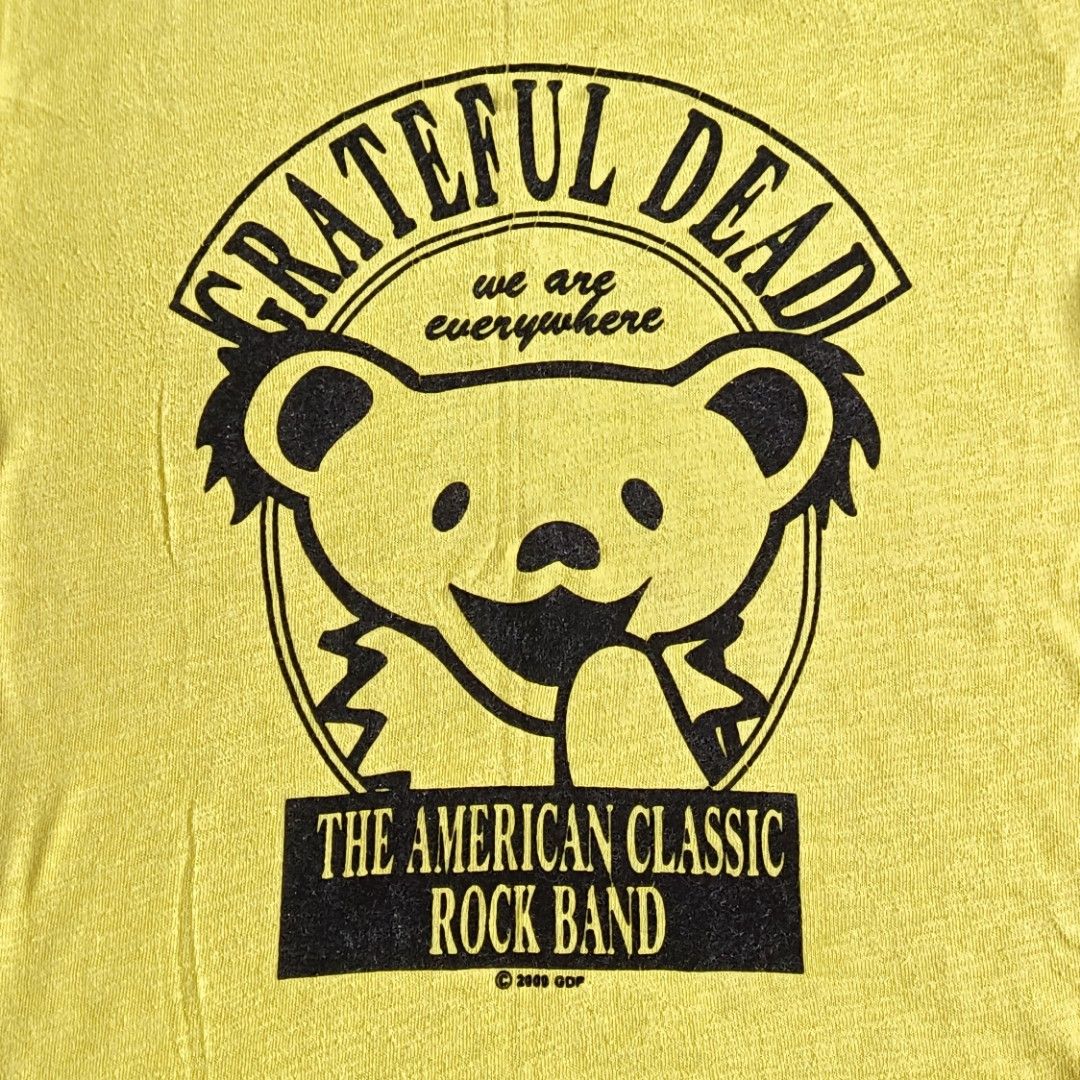 Y2k Grateful Dead Tee (Category: Shirts) located in Banaue. Submitted by radical.thrift (Listing ID 1466876850, Image 2). Description: Y2k Grateful Dead Tee medium women's (17W 26L) 9/10 condition & color rate issue: hairline cracked prints, minimal lints ₱350+sf.