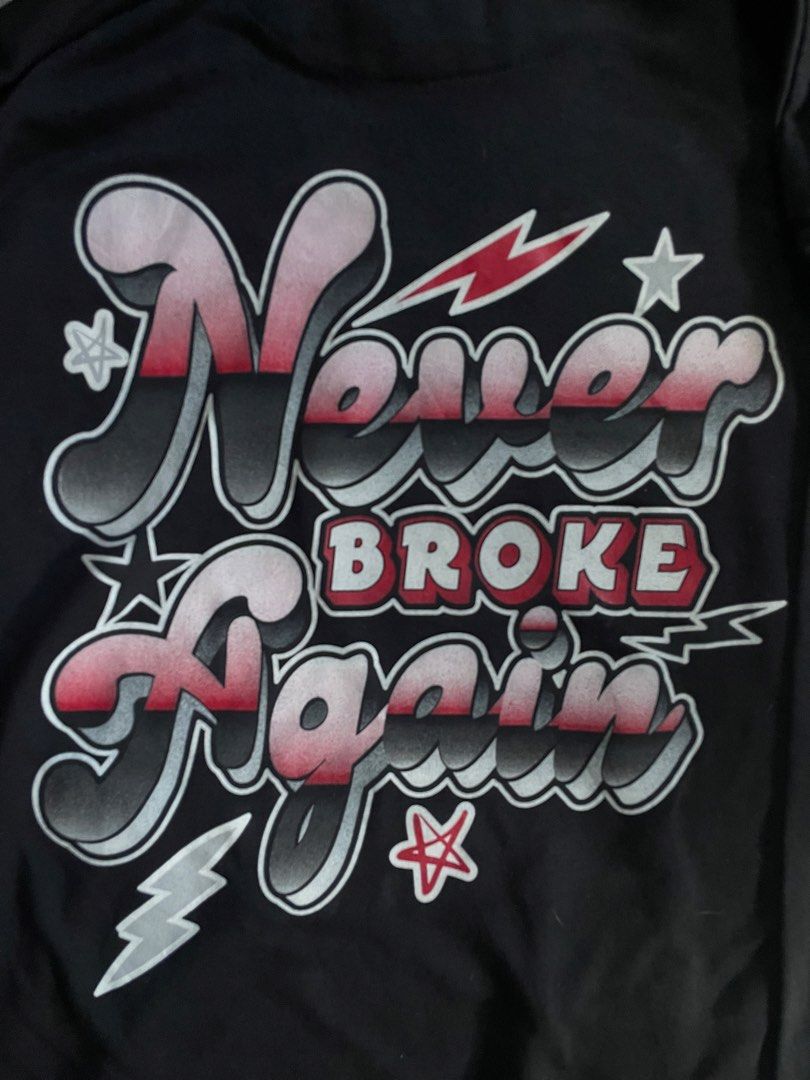 Y2K NBA “Never Broke Again” Graffiti Graphic Design (Category: Hoodies) located in Manila. Submitted by streetnattylituptown (Listing ID 1466793272, Image 2). Description: Y2K NBA “Never Broke Again” Graffiti Graphic Design -Rarely Seen -NBA YoungBoy -Good Condition Dimes: XL on Tag Length: 29 Width: 23.5 UNLI VC UNLI VOUCH CABUYAO LAGUNA DM IF INTERESTED.
