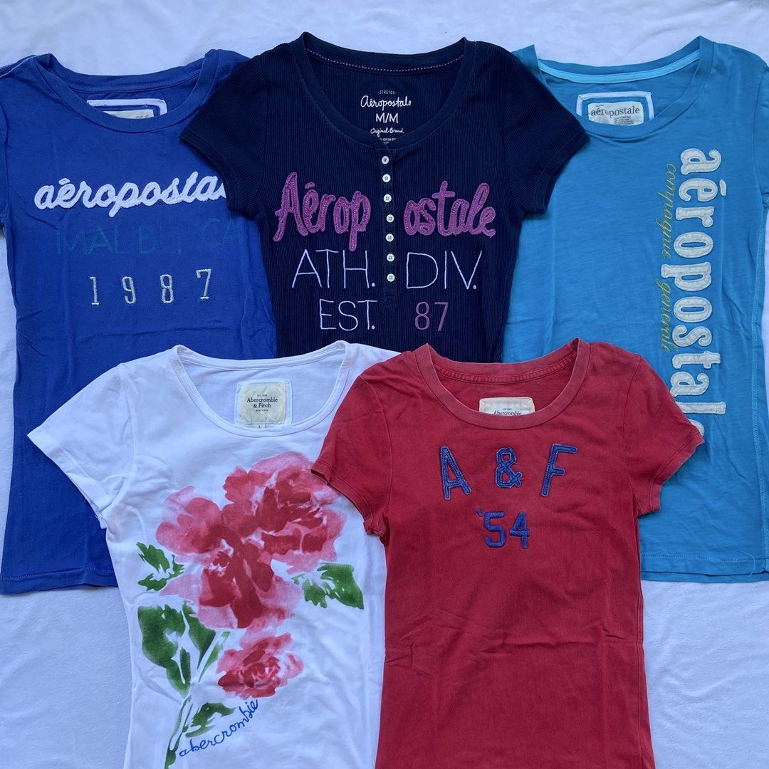 Y2k Open for Bundles (Category: Blouses) located in General Santos City (Dadiangas). Submitted by kala_chuchi (Listing ID 1466941372, Image 2). Description: Posting at IG Thisiskalachuchi.