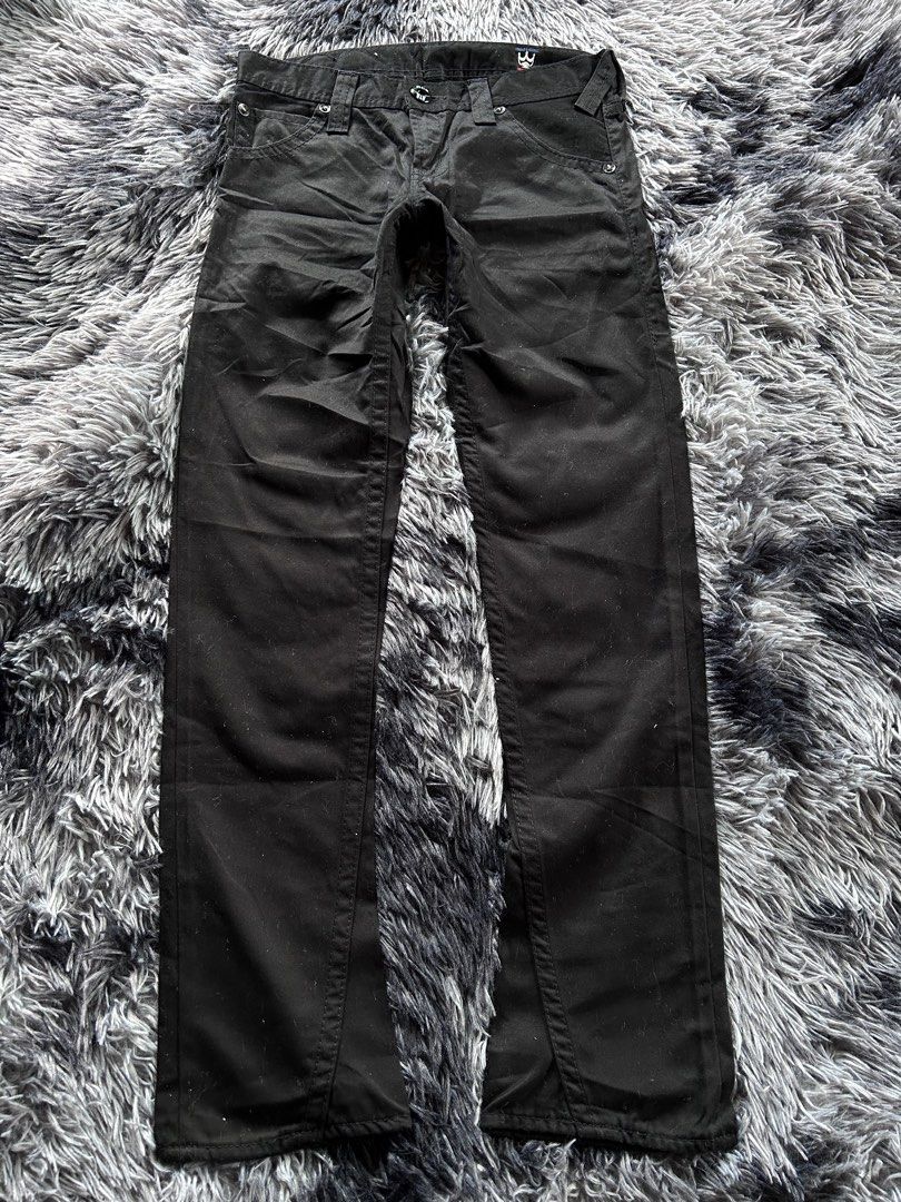 Y2k Rodeo Crowns Low rise Bootcut Jeans (Category: Jeans) located in Baao. Submitted by prettysixtythrift_17 (Listing ID 1466875148, Image 1). Description: Y2k Rodeo Crowns Low rise Bootcut Jeans ▪️Waistline: 28 to 30 ▪️Length: 37.5 ▪️Hem: 7.5 ▪️Hips: 15 ▪️Leg Thigh: 10 ▪️Rise: 7.5 ▪️Inseam: 30.