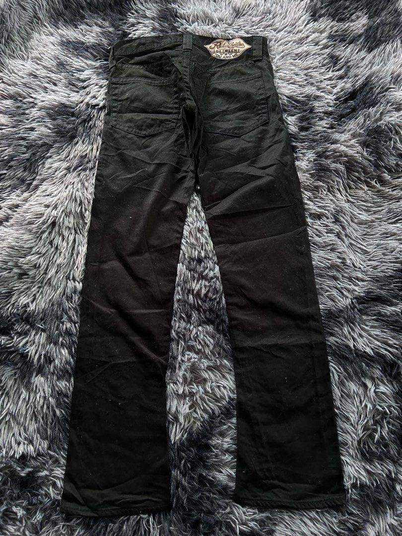 Y2k Rodeo Crowns Low rise Bootcut Jeans (Category: Jeans) located in Baao. Submitted by prettysixtythrift_17 (Listing ID 1466875148, Image 2). Description: Y2k Rodeo Crowns Low rise Bootcut Jeans ▪️Waistline: 28 to 30 ▪️Length: 37.5 ▪️Hem: 7.5 ▪️Hips: 15 ▪️Leg Thigh: 10 ▪️Rise: 7.5 ▪️Inseam: 30.
