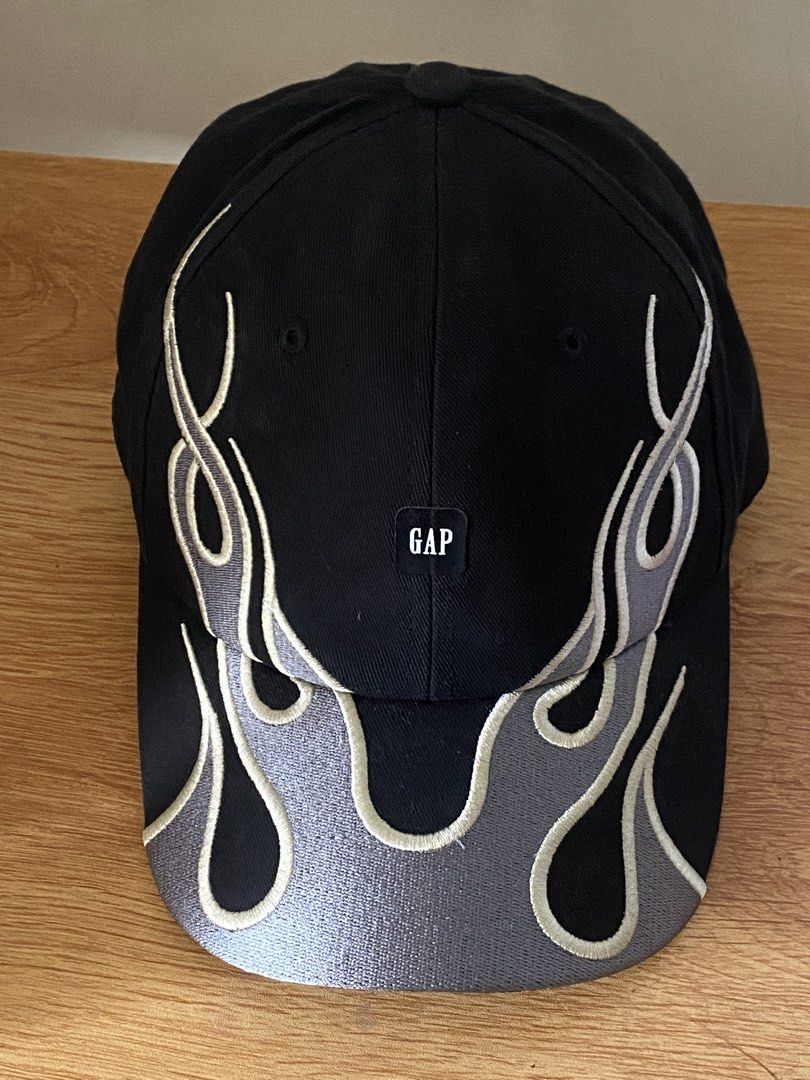 Yeezy Gap Flames Cap (Category: Caps & Hats) located in Santa Cruz. Submitted by byseptember (Listing ID 1466929360, Image 2). Description: Yeezy Gap Flames Cap Condition: 10/10 Color rate: 10/10 Issue/s: None Claim: 850 plus sf.