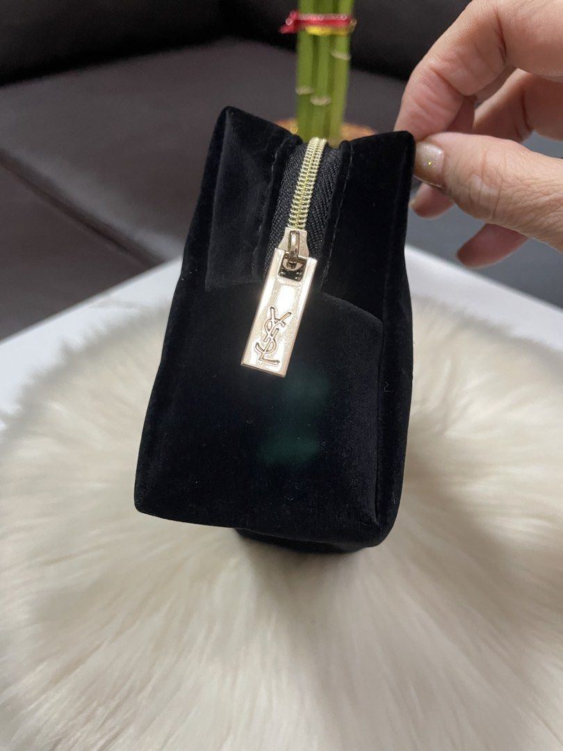 Ysl Makeup Pouch (Category: Other Accessories) located in Mandaue City. Submitted by ludz_0246 (Listing ID 1466890790, Image 2). Description: Gold hardware Cloth etekita In black Good as new condition .