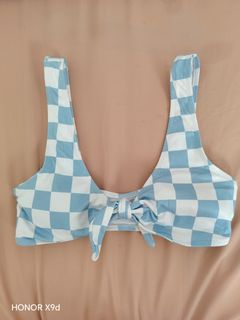 (Category: ) located in . Submitted by Jackikay.PreLoved (Listing ID 1466845860, Image 1). Description: .