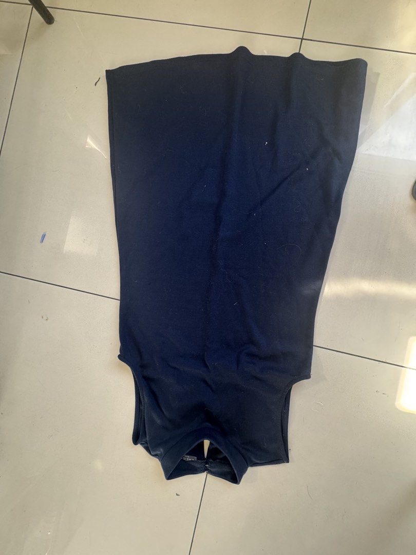 Zalora dress navy blue (Category: Dresses) located in Quezon City. Submitted by prelovedsaleitems (Listing ID 1466781526, Image 2). Description: .