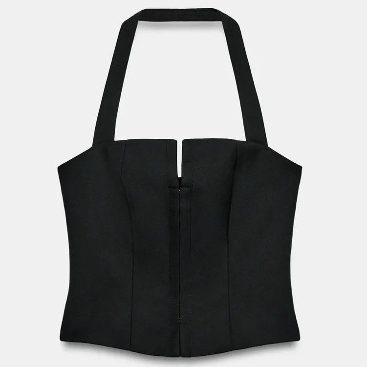 Zara Black Halter Neck Top (Category: Sleeveless) located in Manila. Submitted by kylavillajuan (Listing ID 1466916223, Image 2). Description: Halter neck with a split V-neck and button-up front closure Used once 1995 srp.