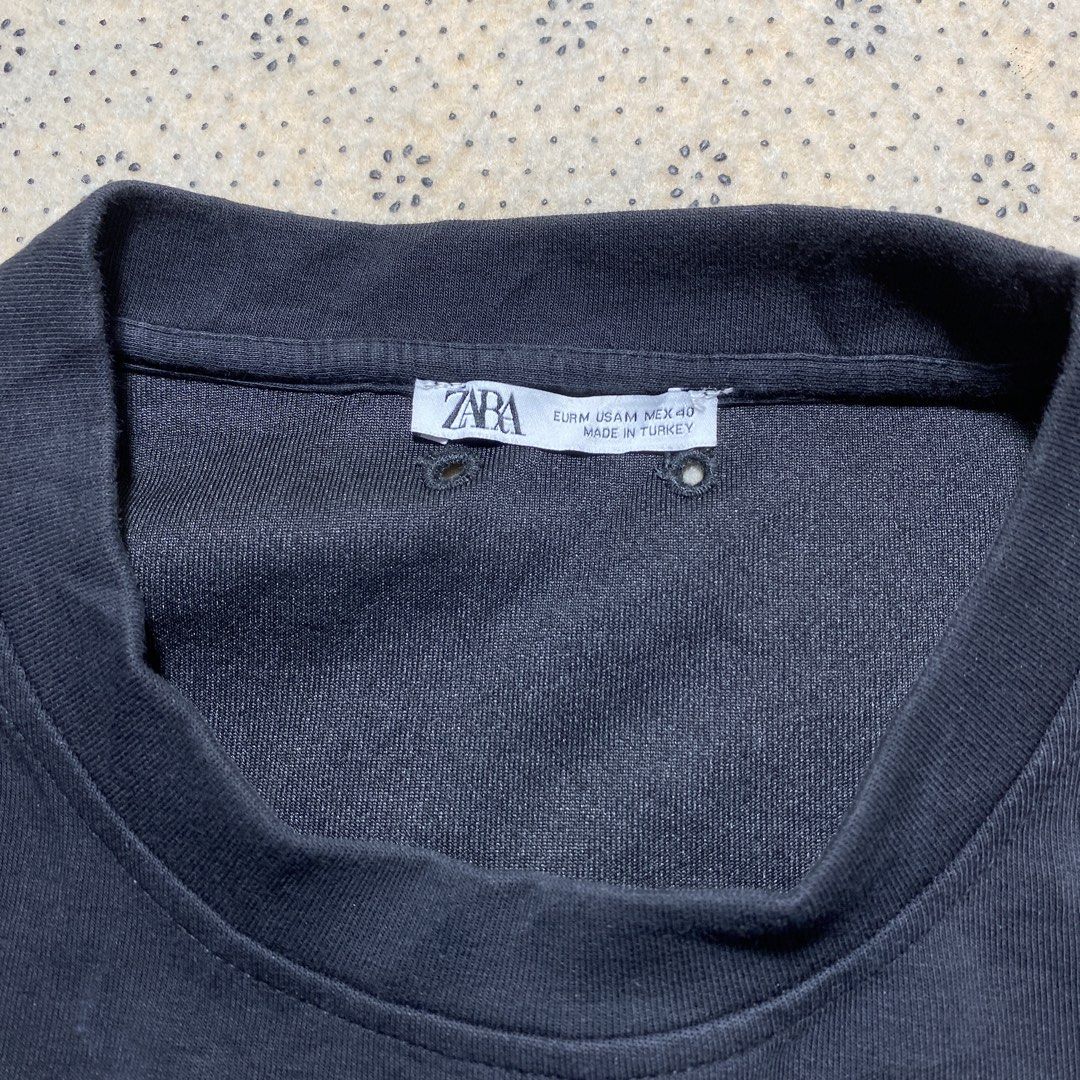 Zara Black Oversized Cropped Shirt (Category: Tshirts & Polo Shirts ) located in Nasipit. Submitted by yopey (Listing ID 1466792289, Image 3). Description: Zara Black Oversized Cropped Shirt Size: XL Dimes: 24x26 Condition: Verygood Price: 380 + sf.