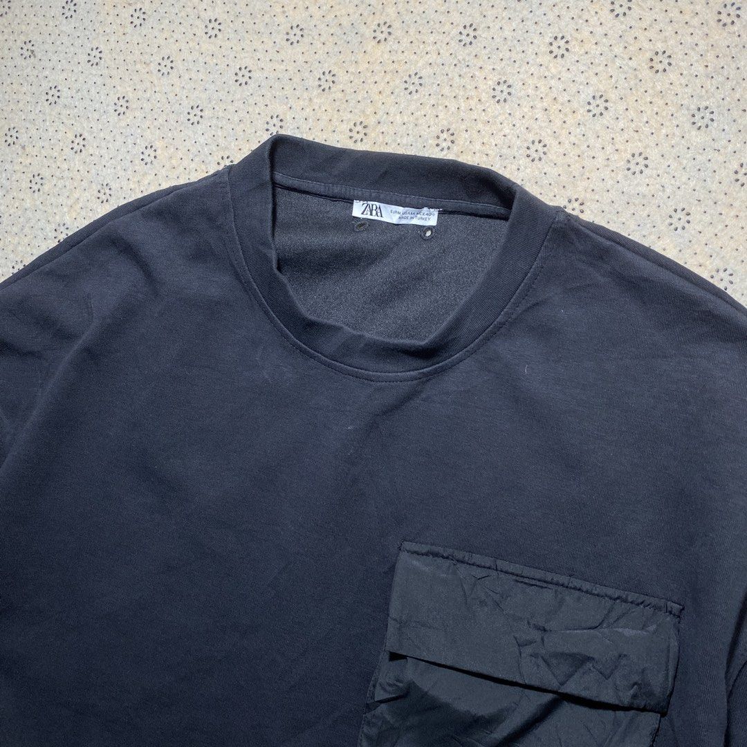Zara Black Oversized Cropped Shirt (Category: Tshirts & Polo Shirts ) located in Nasipit. Submitted by yopey (Listing ID 1466792289, Image 2). Description: Zara Black Oversized Cropped Shirt Size: XL Dimes: 24x26 Condition: Verygood Price: 380 + sf.
