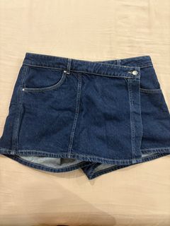 (Category: ) located in . Submitted by lovedbylt (Listing ID 1466934948, Image 1). Description: .