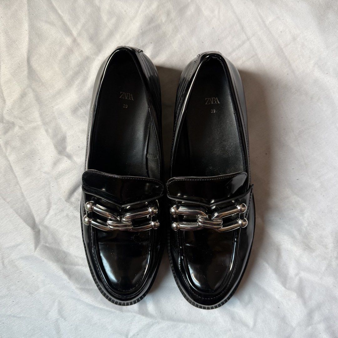 ZARA Embellished Track-Sole Loafers (Category: Loafers) located in Daet. Submitted by matchapompom (Listing ID 1466860952, Image 1). Description: Size: EU 39 (stamped inside heel) Condition: Excellent pre-loved condition, have scratches on both sides Mode of Payment: GCash, BPI, or Bank Transfer Shipping: Via J&T Express, lalamove, or grabexpress (Buyer shoulders shipping fee).