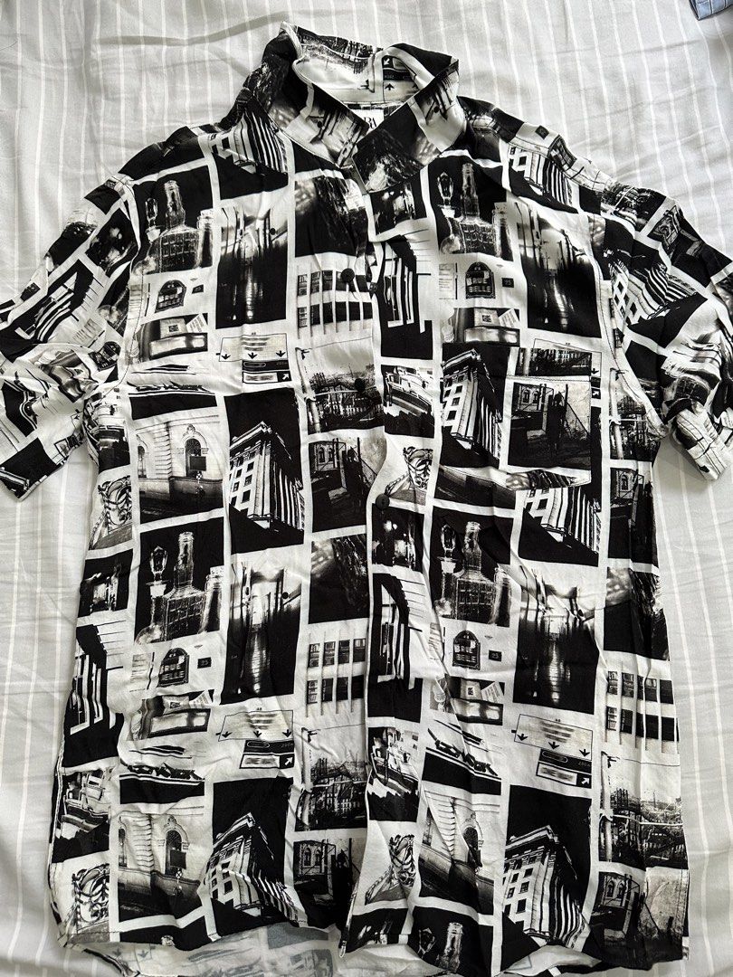 Zara Graphic Button down Polo (Category: Tshirts & Polo Shirts ) located in Manila. Submitted by ilovemikunakano (Listing ID 1466907634, Image 2). Description: - Relaxed fit - Used only twice still in good condi.