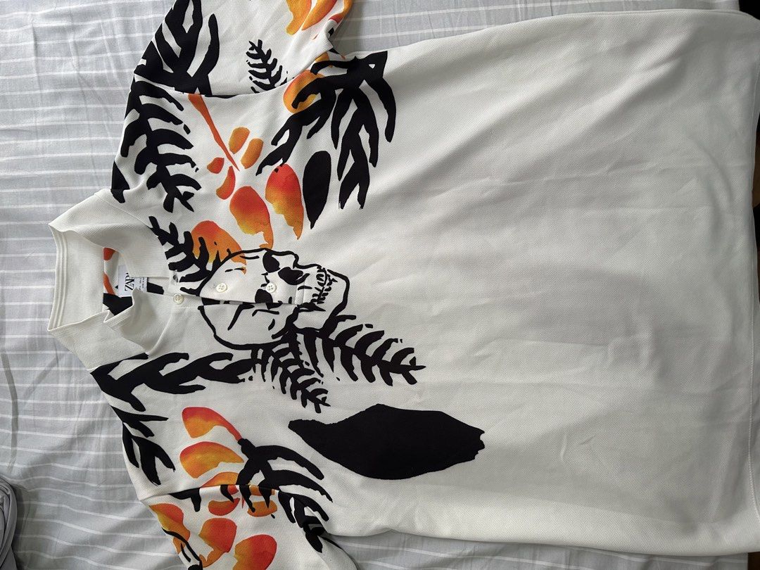 Zara Polo Shirt (Category: Tshirts & Polo Shirts ) located in Manila. Submitted by ilovemikunakano (Listing ID 1466912860, Image 1). Description: .