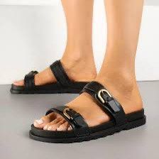 Zara Sandals (Category: Slippers and slides) located in Manila. Submitted by abbie0309296694 (Listing ID 1466805781, Image 1). Description: .