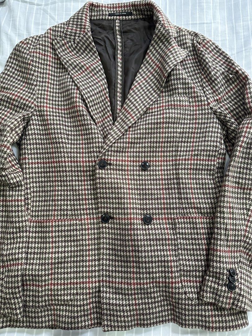Zara ShortCoat (Category: Coats, Jackets and Outerwear) located in Manila. Submitted by ilovemikunakano (Listing ID 1466910910, Image 1). Description: .