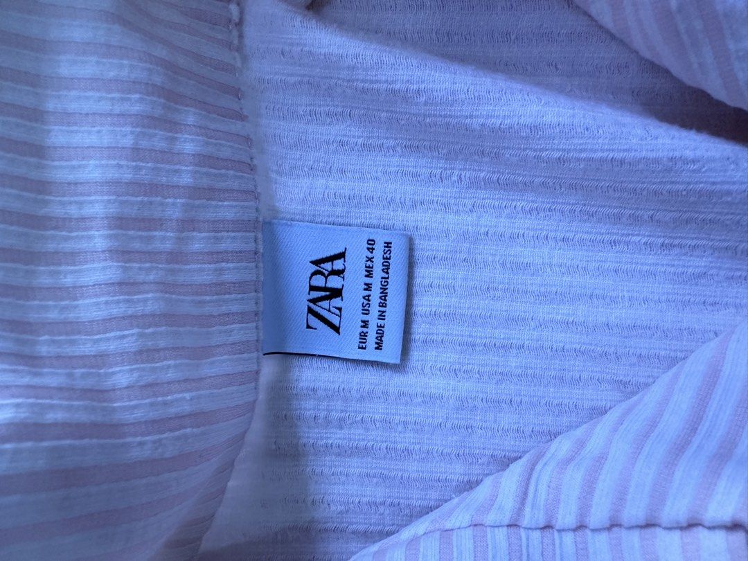 Zara striped polo shirt (Category: Tshirts & Polo Shirts ) located in Manila. Submitted by ilovemikunakano (Listing ID 1466914224, Image 3). Description: .