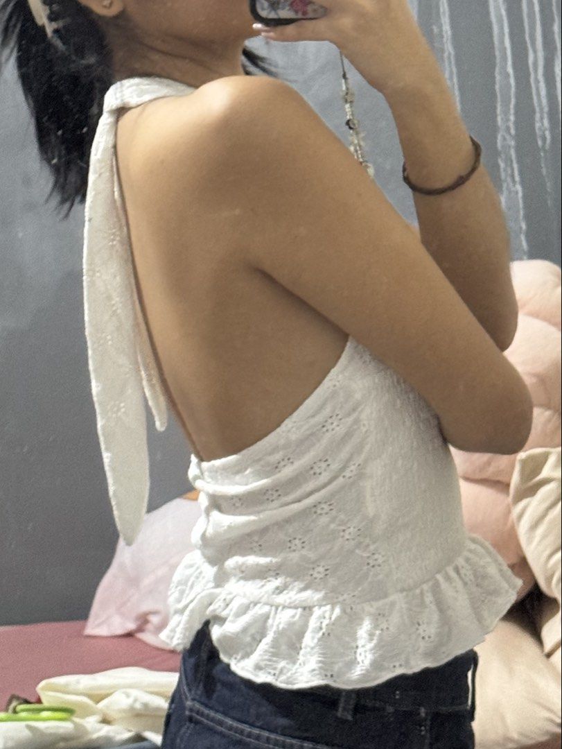 zara white eyelet backless halter top with ruffle hem (Category: Sleeveless) located in Santa Rosa. Submitted by lovedby.gwy (Listing ID 1466838986, Image 3). Description: - size on tag is small but can fit up to medium to semi large body frame - stretchy and airy fabric - rfs: too loose on me now cos i lost weight.