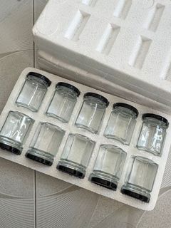 （分類：）位於 。 由 xxsweetpotato21 提交（商品編號 1419100877，圖片 1）。簡介： 。