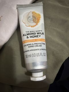 （分類：）位於 。 由 tomomg 提交（商品編號 1419105590，圖片 1）。簡介： 。