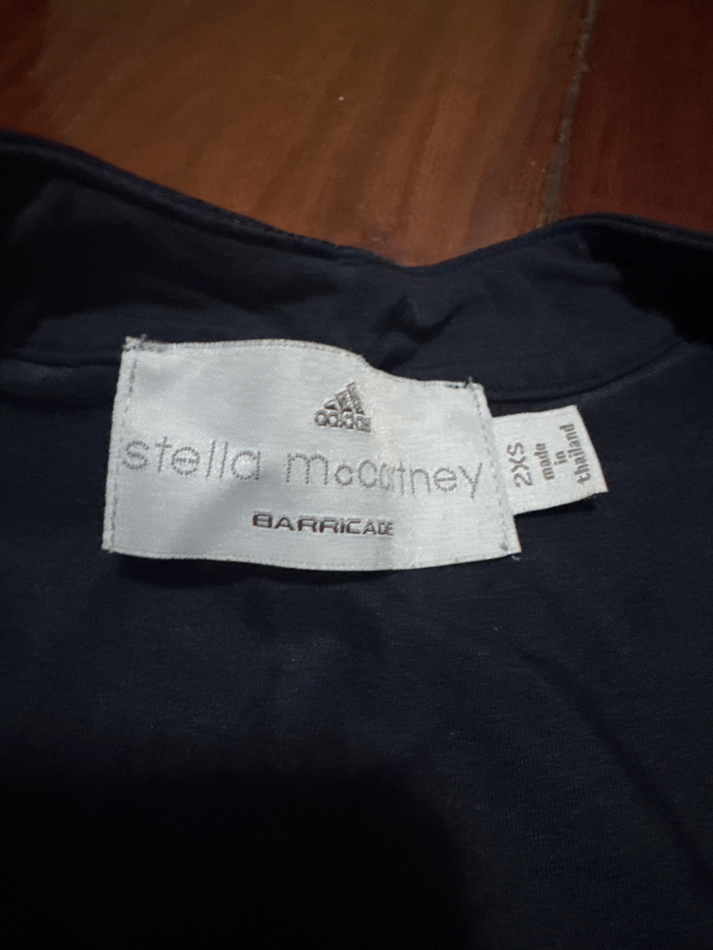 Adidas Stella McCartney Barricade Top (Category: Activewear) located in Manila. Submitted by mr_1990 (Listing ID 1418981554, Image 3). Description: - Adidas Stella McCartney Barricade top - shapes you really well! You’ll look good wearing this - Size: 2XS Got this for almost 3k RFS: doesn’t fit me anymore.