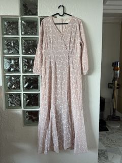 (Category: ) located in . Submitted by shopperholic98 (Listing ID 1419102618, Image 1). Description: .