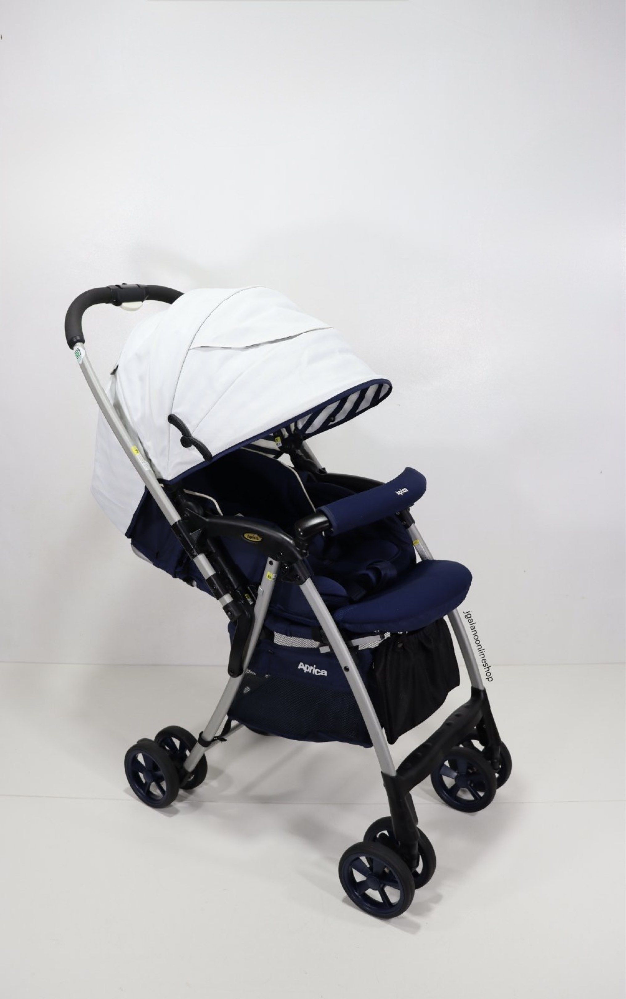 Aprica Luxuna Light Newborn Stroller (Category: Strollers) located in Valenzuela. Submitted by jgalano1 (Listing ID 1419034203, Image 2). Description: Stroller Brand: Aprica Luxuna Light CTS Condition: Used, good condition with few scratches. Age Recommendation: Newborn to toddler. Maximum weight limit is up to 15kgs. Features: - Full flat reclining comfort - Elevated 53 cm seating - Full-coverage protective hood - Ultra-lightweight 4.9 kg - Conv