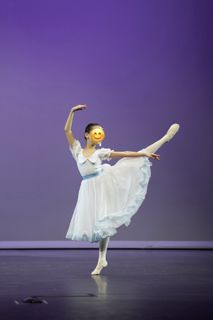 (Category: ) located in . Submitted by dancewithyoursoh (Listing ID 1419142501, Image 1). Description: .