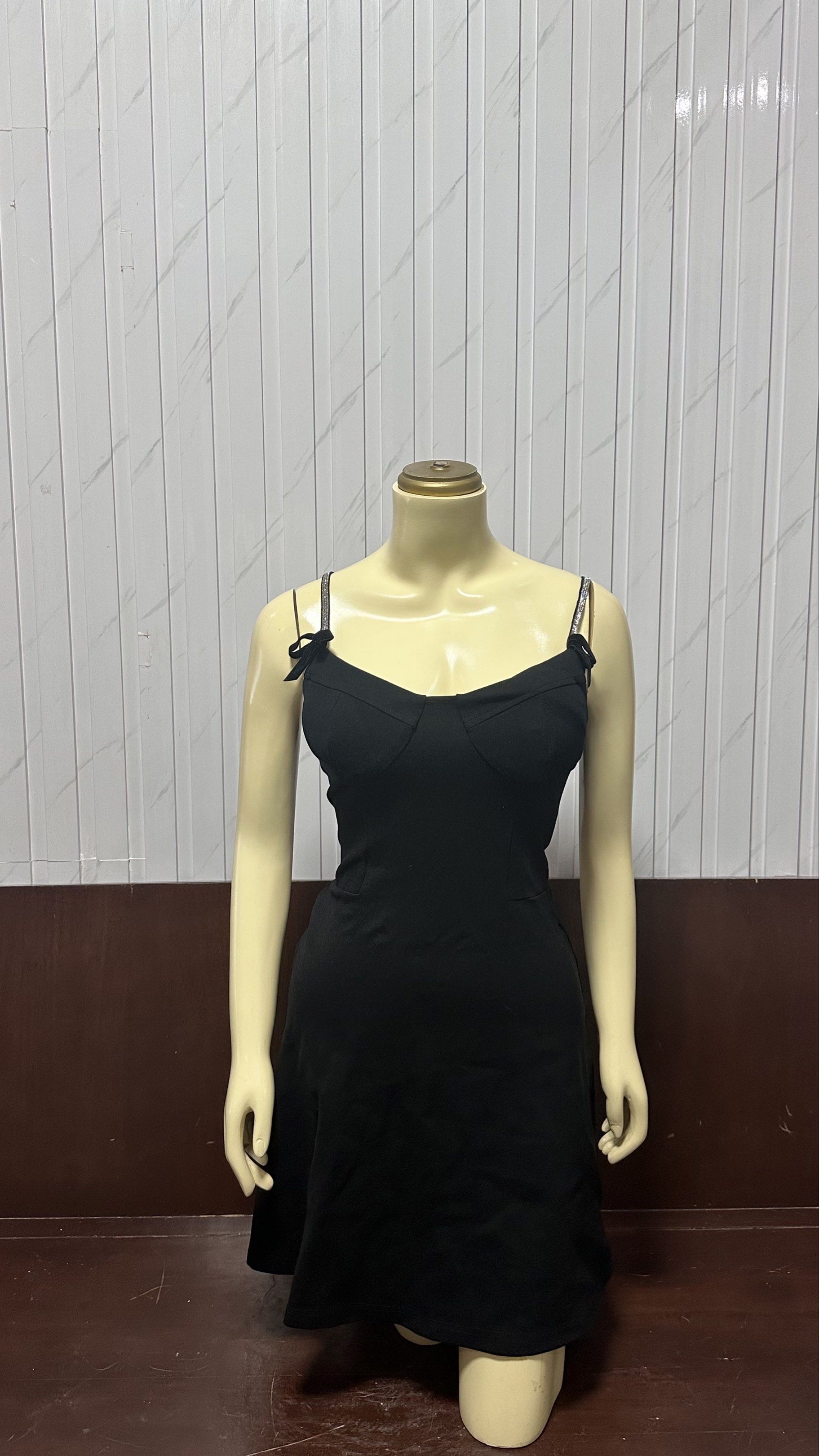 Black Spaghetti Strap Dress (Category: Dresses) located in Taguig. Submitted by ylluhhhh (Listing ID 1419191798, Image 1). Description: - Black spaghetti strap dress - Fitted bodice - Flared skirt - Decorative strap details - Versatile for night outs or special events.