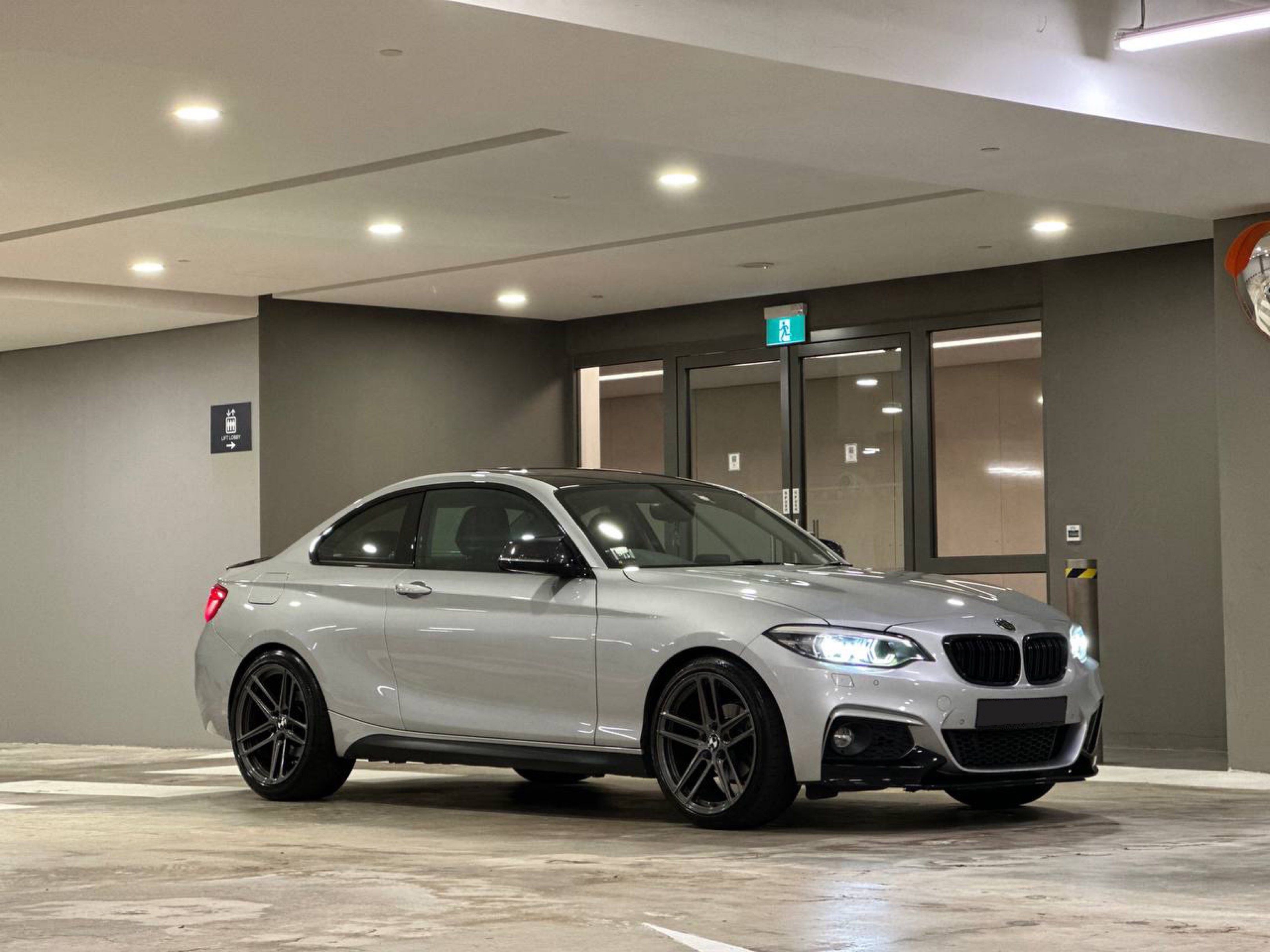 BMW 2 Series Coupe M Auto (Category: Used Cars) located in Singapore. Submitted by nicholesm (Listing ID 1419139256, Image 1). Description: Direct Owner Deal Bided Number Plate Included Take over without having to headache on wear and tear and all done up with receipts with prove. No dealer please .