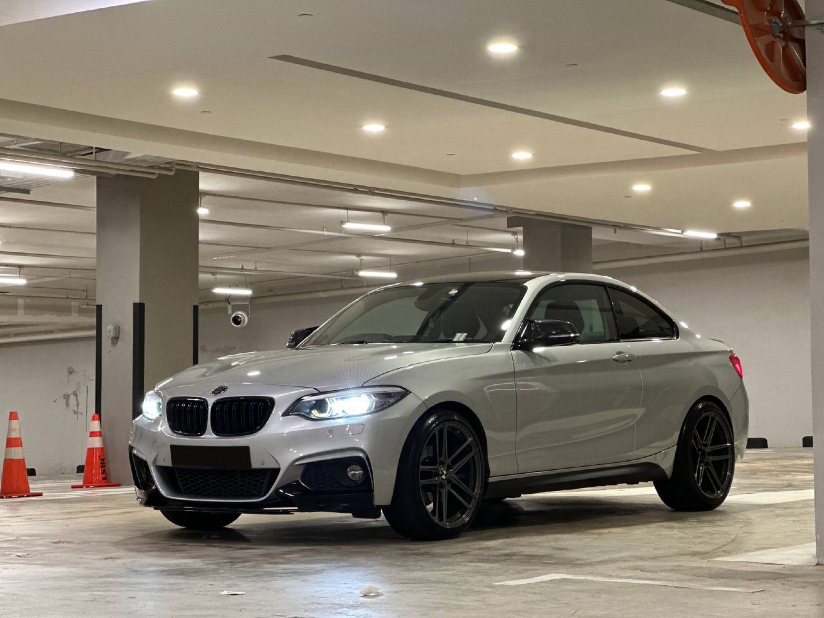 BMW 2 Series Coupe M Auto (Category: Used Cars) located in Singapore. Submitted by nicholesm (Listing ID 1419139256, Image 2). Description: Direct Owner Deal Bided Number Plate Included Take over without having to headache on wear and tear and all done up with receipts with prove. No dealer please .