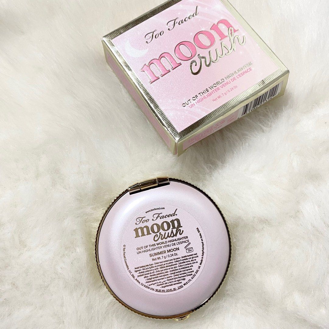 BRAND NEW Too Faced Highlighter (Category: Makeup) located in Cebu City. Submitted by cebu.cebu (Listing ID 1419159884, Image 3). Description: Shade: Summer Moon (bronzed rose gold) RFS: not my shade.