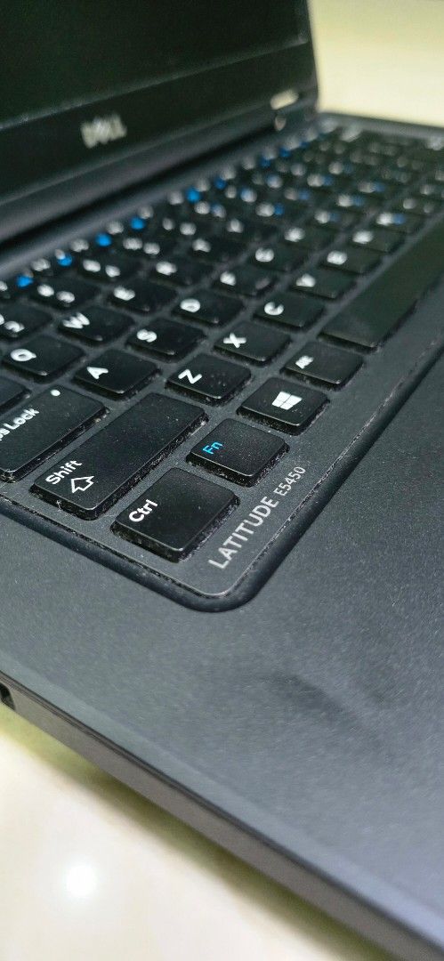 Dell Latitude E5450 Laptop (Category: Laptops & Notebooks) located in Pasig City. Submitted by da_stone (Listing ID 1419090940, Image 3). Description: - Dell Latitude E5450 - Intel Core i5 processor - SSD 120 GB (Original Disk).