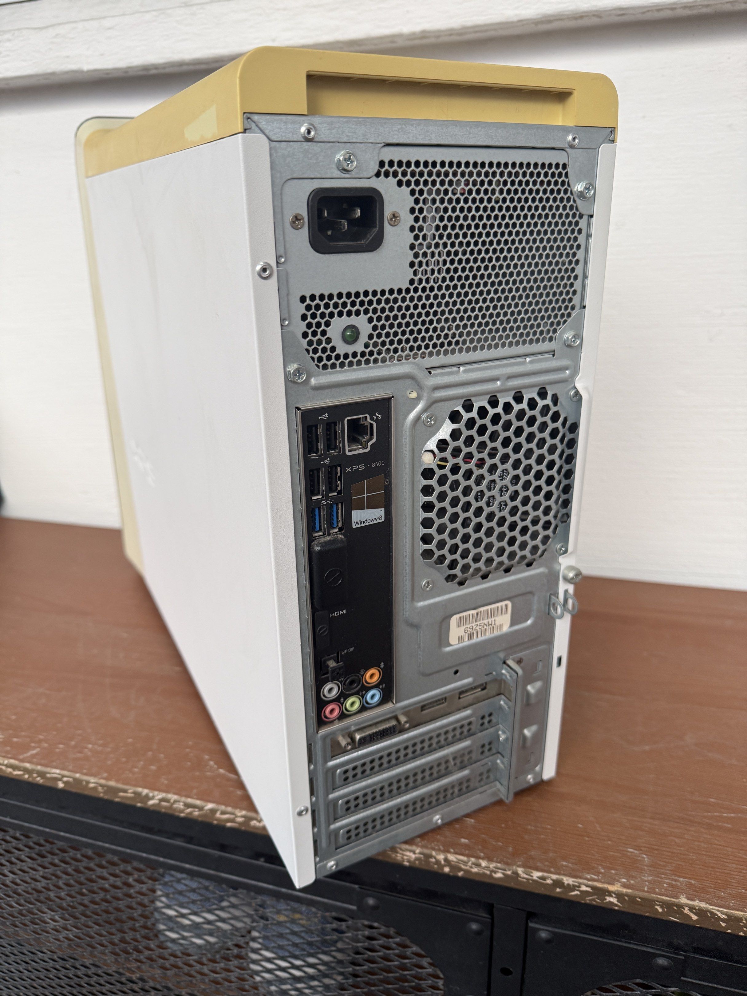 Dell XPS Desktop Computer with Keyboard65561096691330114