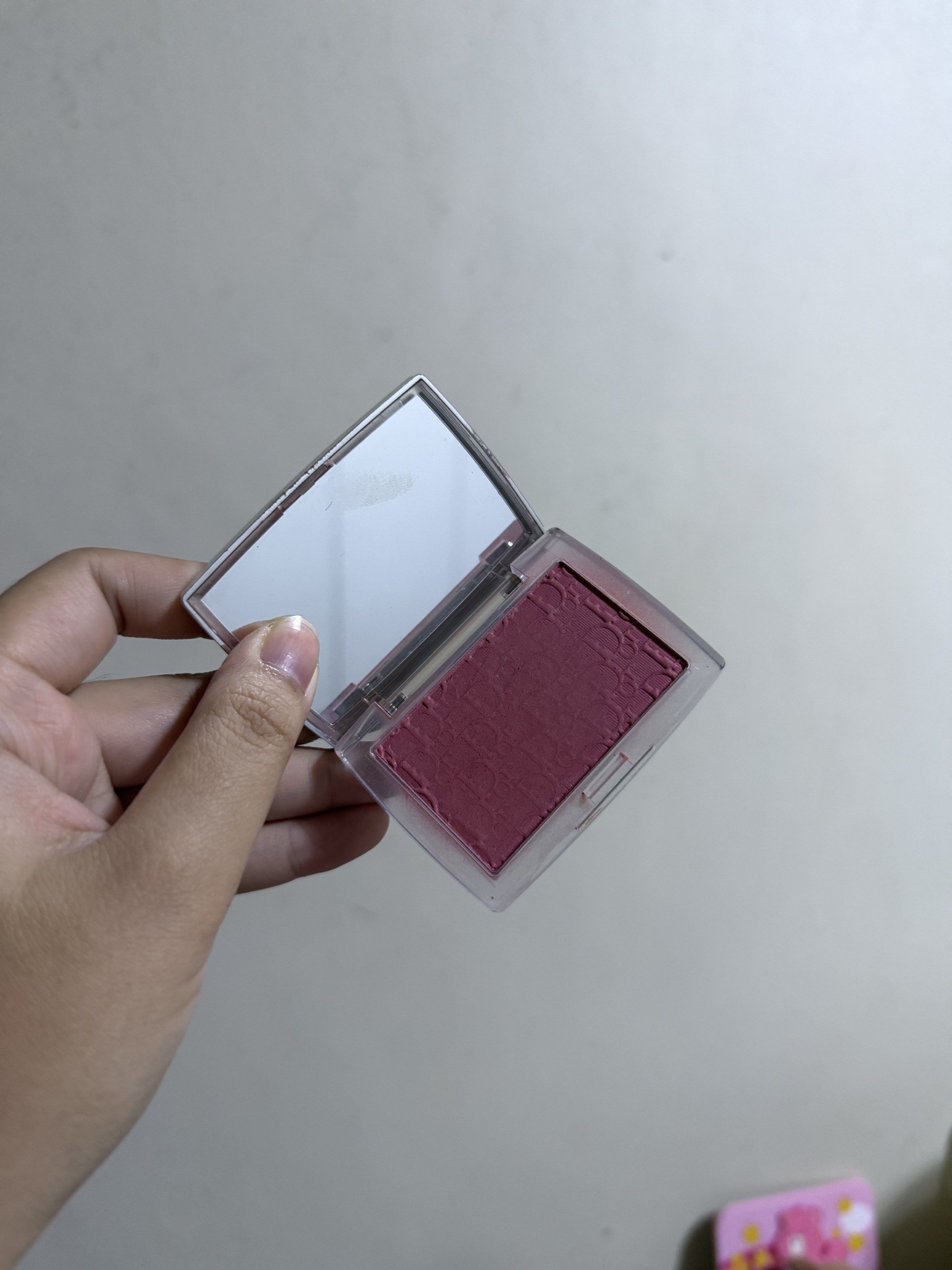 Dior Backstage Rosy Glow Blush (Category: Makeup) located in San Pablo. Submitted by notkendall_ (Listing ID 1419175080, Image 2). Description: .