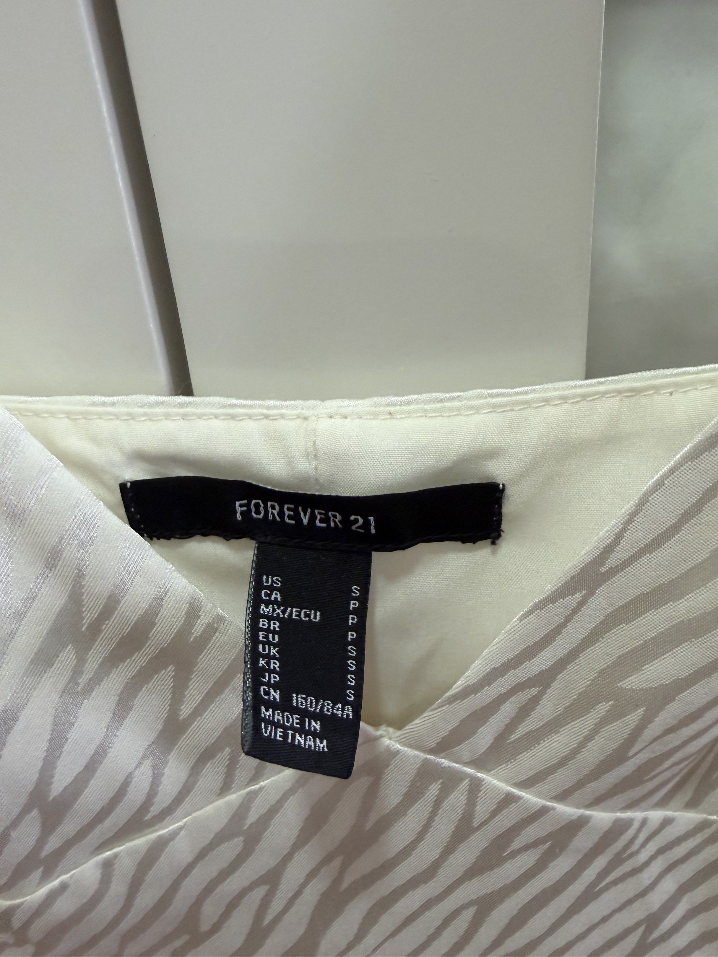 F21 cami dress (Category: Dresses) located in Quezon City. Submitted by destashingmycloset (Listing ID 1419123587, Image 2). Description: .