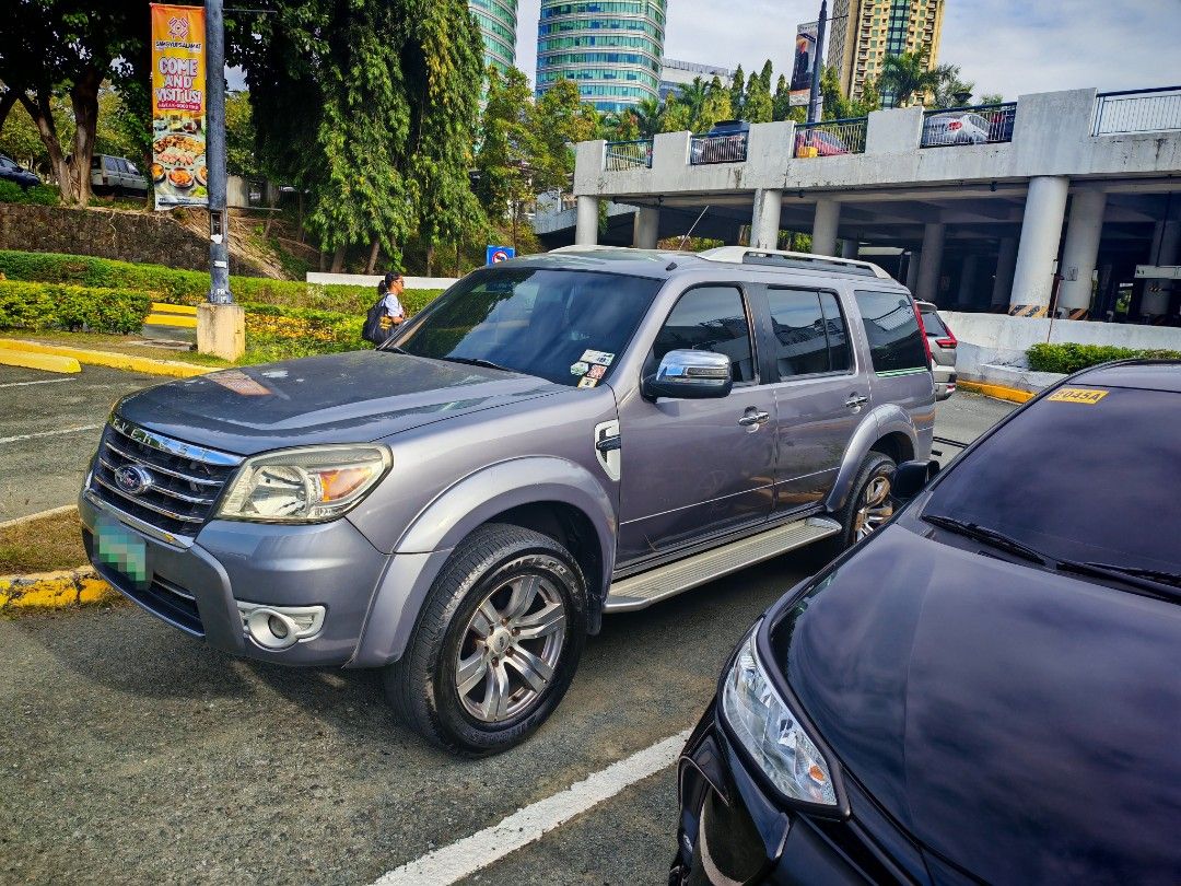 Ford Everest (Category: Used Cars) located in Las Pinas. Submitted by kingtopper (Listing ID 1406657459, Image 3). Description: Limited Edition 4x2 2011 Ford Everest Original owner/clean title/OR CR in my name Recently serviced - Evaporator replaced - Timing belt changed at 125k - Change oil/tire rotation July '26 - airbag recall completed Tires are DOT 2024 Never flooded/crashed Registered for 2026 Wed coding Inclusions: Tow hitch receiver (for 