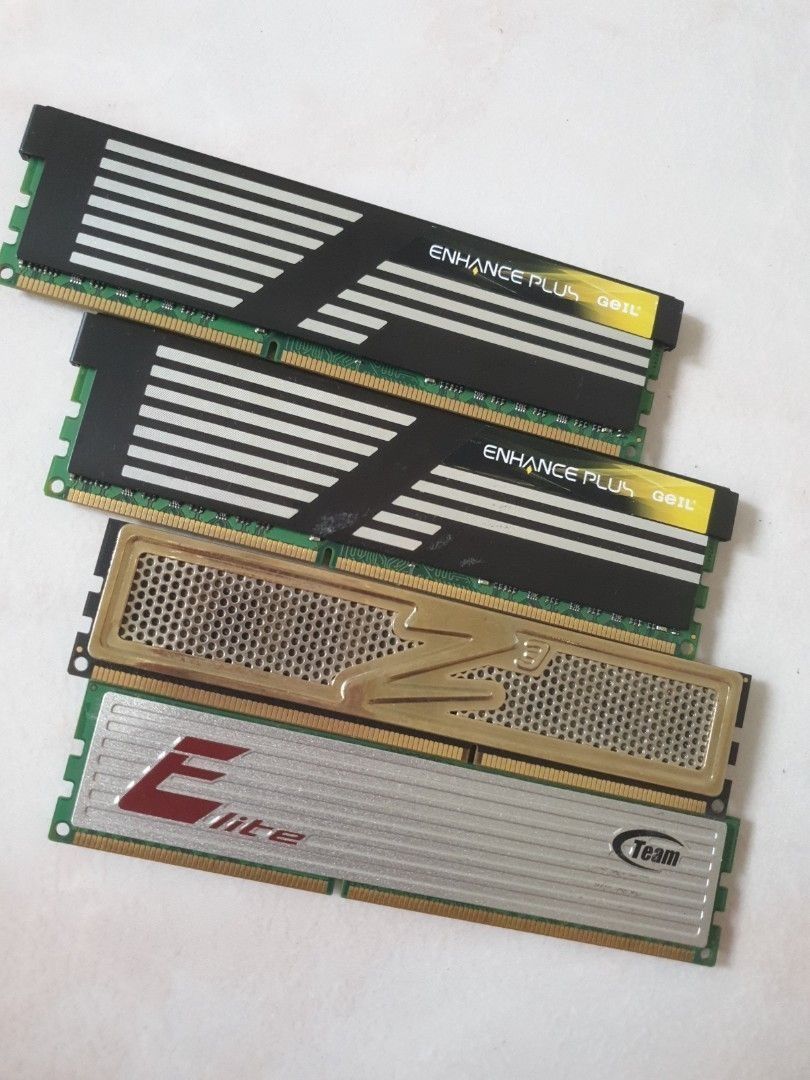 GeIL, Team Group, OCZ DDR3 RAM -4x 2GB