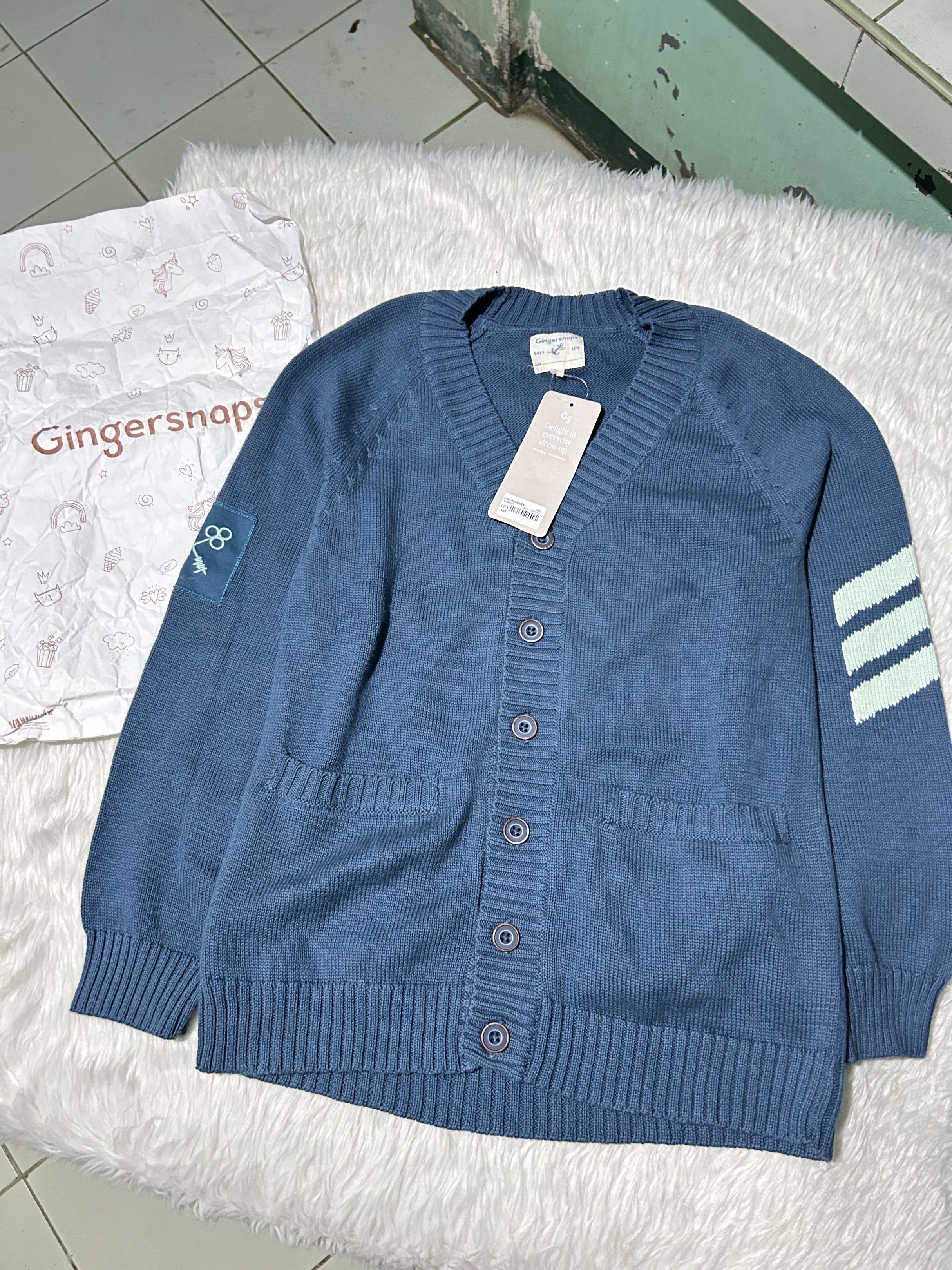 Gingersnaps cardigan (Category: Babies & Kids Fashion) located in Imus. Submitted by _luxclassix (Listing ID 1419089543, Image 1). Description: Gingersnaps cardigan 10Y nakalagay sa tag pero feelnko kasya small 380 ONLY ‼️ MOP: Gcash, Maribank & BPI Shipping via J&T Express starts at 54 Lalamove - same day delivery NO LOW BALLERS ❌.