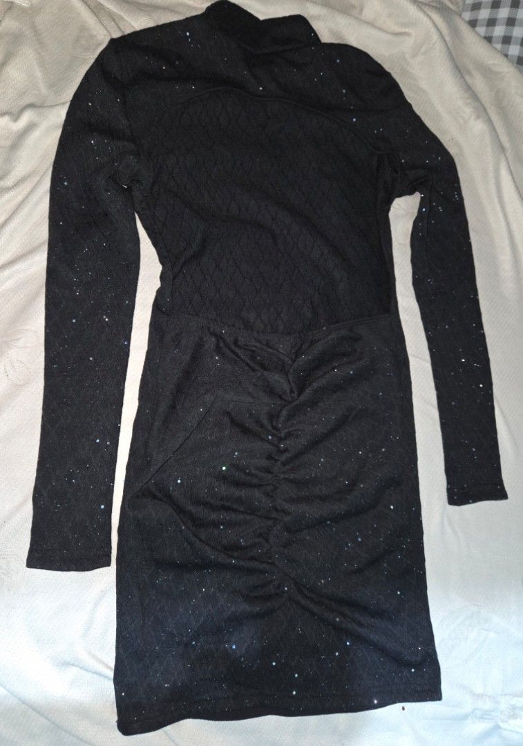Glitter studded turtleneck dress (Category: Evening dresses & gowns) located in Manila. Submitted by declutterwtly (Listing ID 1419023176, Image 2). Description: Send me your offers. TYSM! ♡ -glitter studded -backless -ruffled bottom area -washed only, not yet used -no when worn.