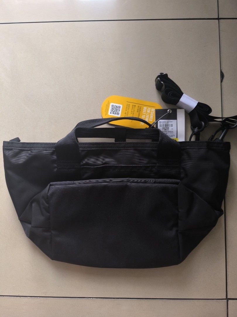 Gregory Black Boat Tote Bag 2-Way (Category: Tote Bags) located in Manila. Submitted by lianlim.mail (Listing ID 1419071881, Image 2). Description: Gregory Black Boat Tote Bag 2-Way Bnew orig price 4990.