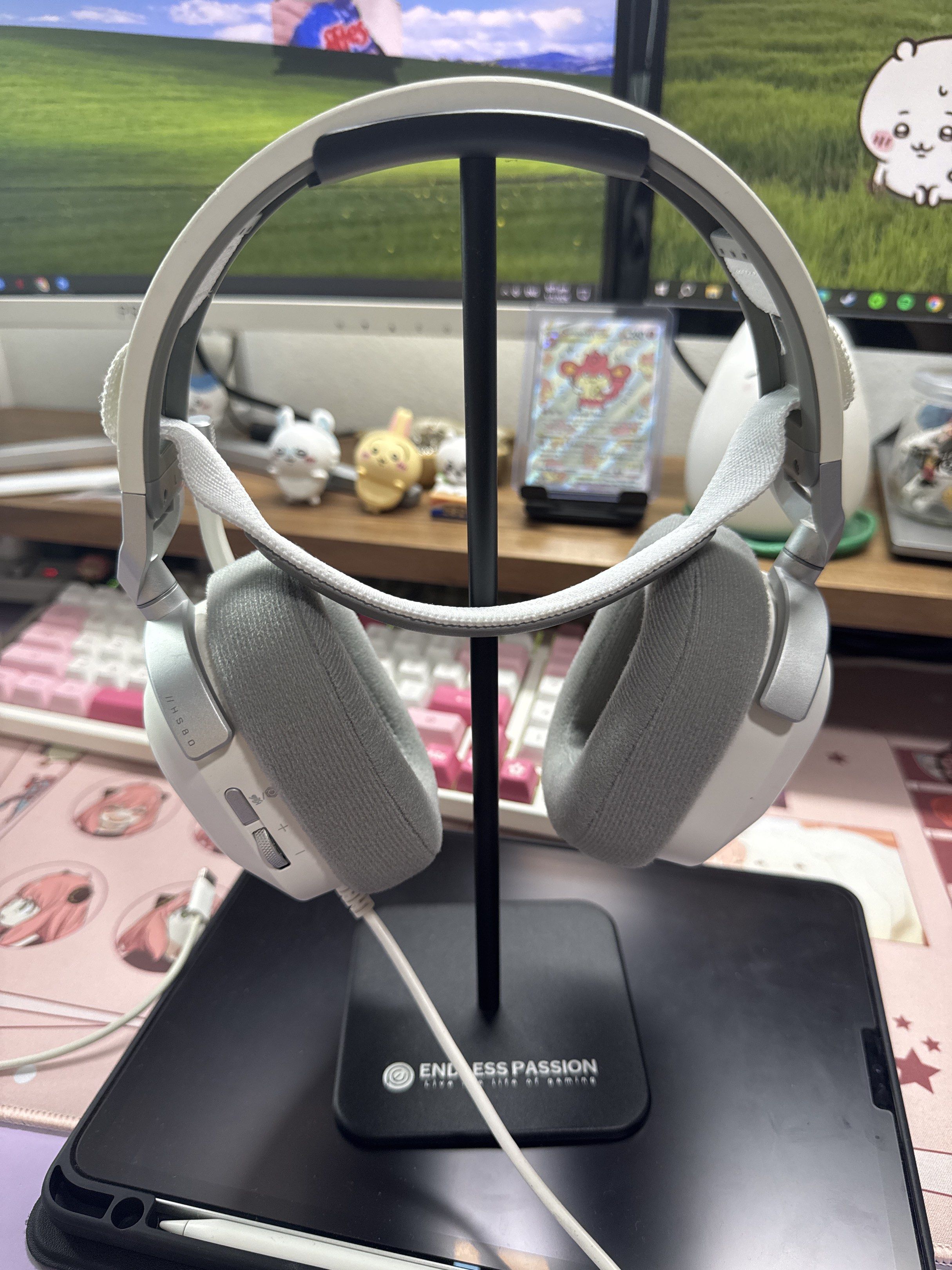 Headphone stand65561082787201110