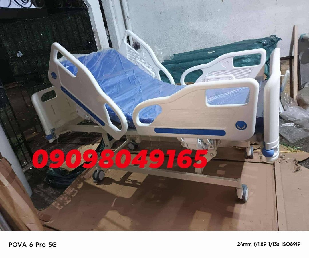 Hospital bed electric (Category: Medical Supplies & Tools) located in Quezon City. Submitted by judaimedonlineshop23 (Listing ID 1419061377, Image 1). Description: electric bed five function brandnew onhand same day delivery nationwide.