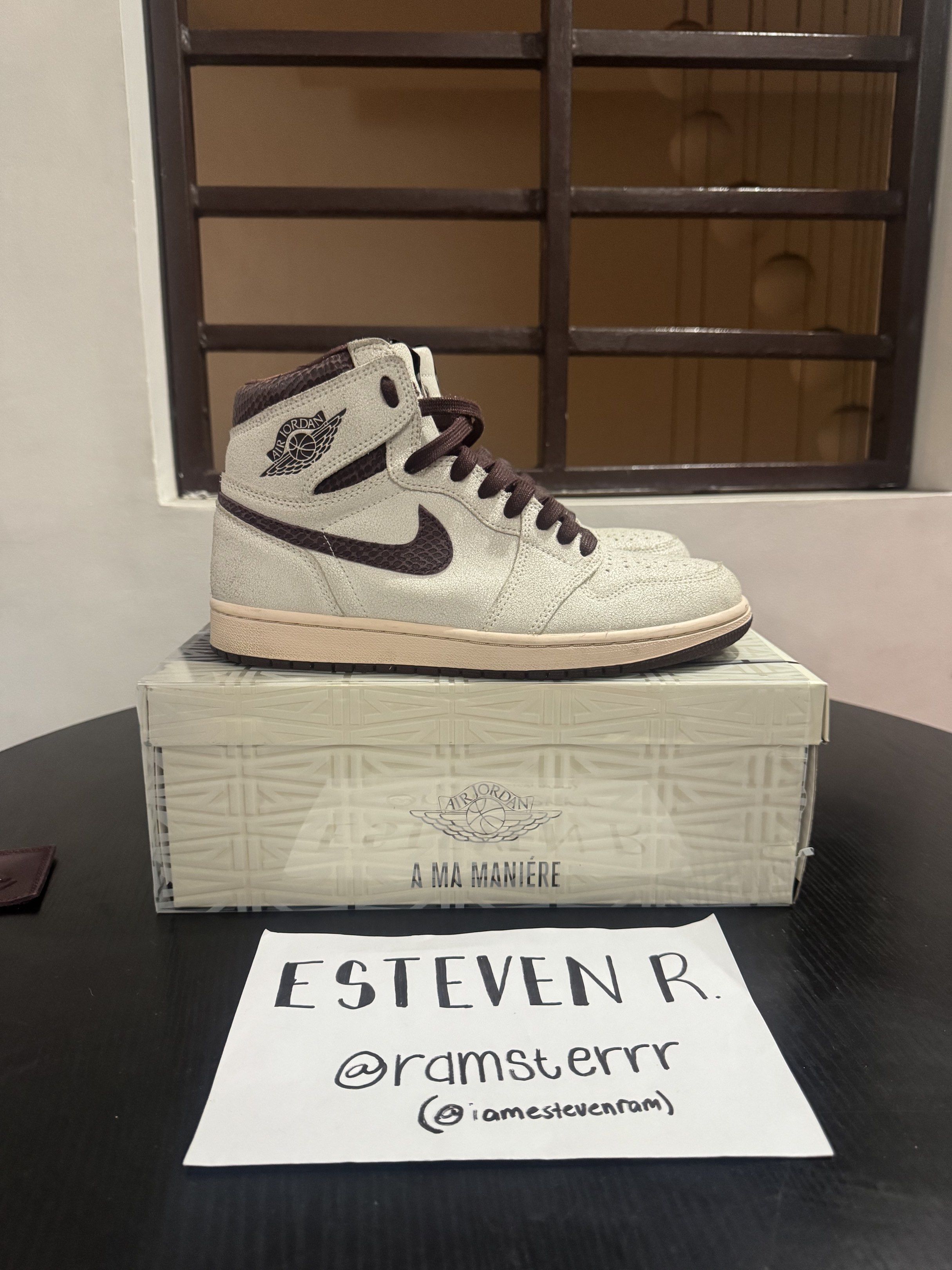 Jordan 1 A Ma Maniere (Category: Sneakers) located in Manila. Submitted by lessstuffstudio (Listing ID 1419120705, Image 3). Description: 🎉FOR SALE🎉 Jordan 1 High A Ma Maniére Size 9 mens Used Condition 9/10 Issues: Discoloration of midsoles Complete with extra lace and hang tag 5000 pesos only slightly negotiable for sure buyers.