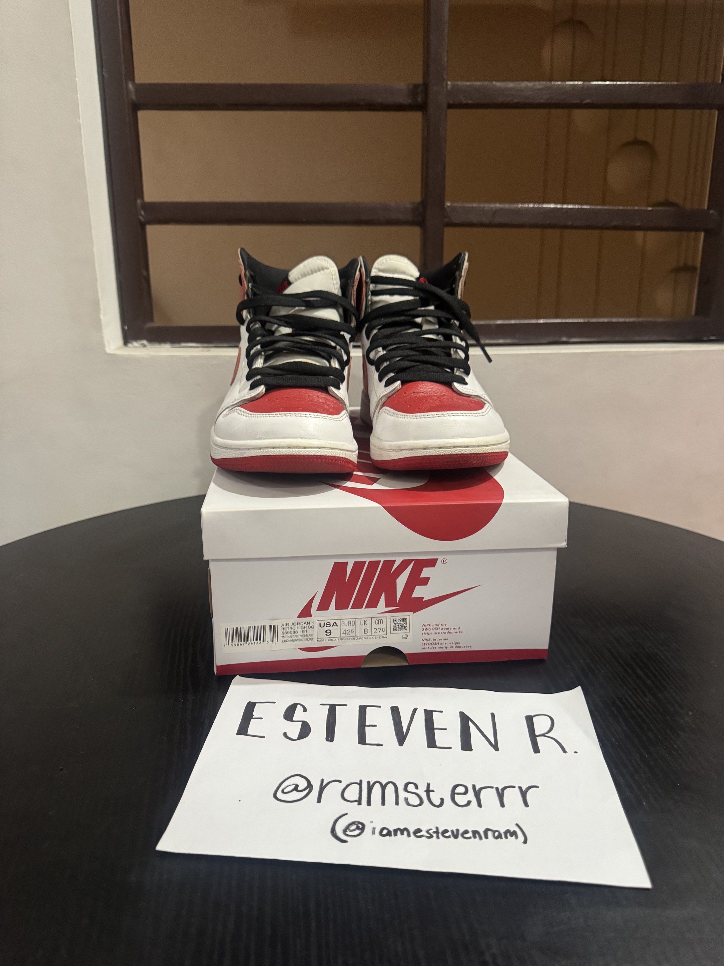 Jordan 1 High OG University Red (Category: Sneakers) located in Manila. Submitted by lessstuffstudio (Listing ID 1419120879, Image 2). Description: 🎉FOR SALE🎉 Jordan 1 High OG University Red Size 9 mens Used Condition 8.5/10 Issues: Needs Cleaning Complete with extra lace and receipt 2500 Pesos only slightly negotiable for sure buyers.