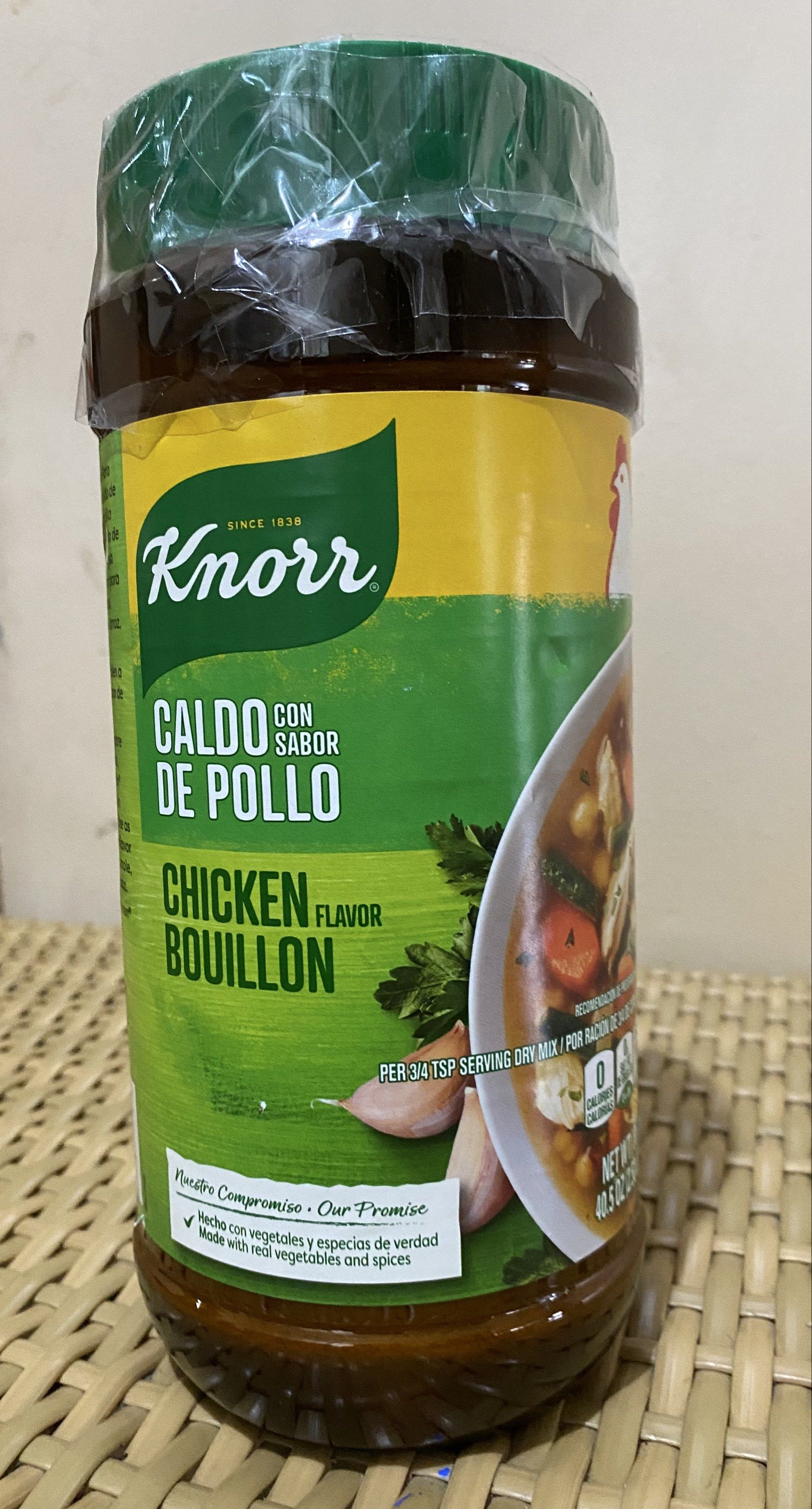 Knorr Chicken Flavor Bouillon (Category: Health Food, Drinks & Tonics) located in Manila. Submitted by lutchieafi05065 (Listing ID 1419067496, Image 1). Description: - Knorr Chicken Flavor Bouillon - Contains chicken flavor - Made with real vegetables and spices - Net weight: 40.5 oz - Ideal for soups, stews, and other recipes - Adds great flavor to your dishes - best before March 2026.