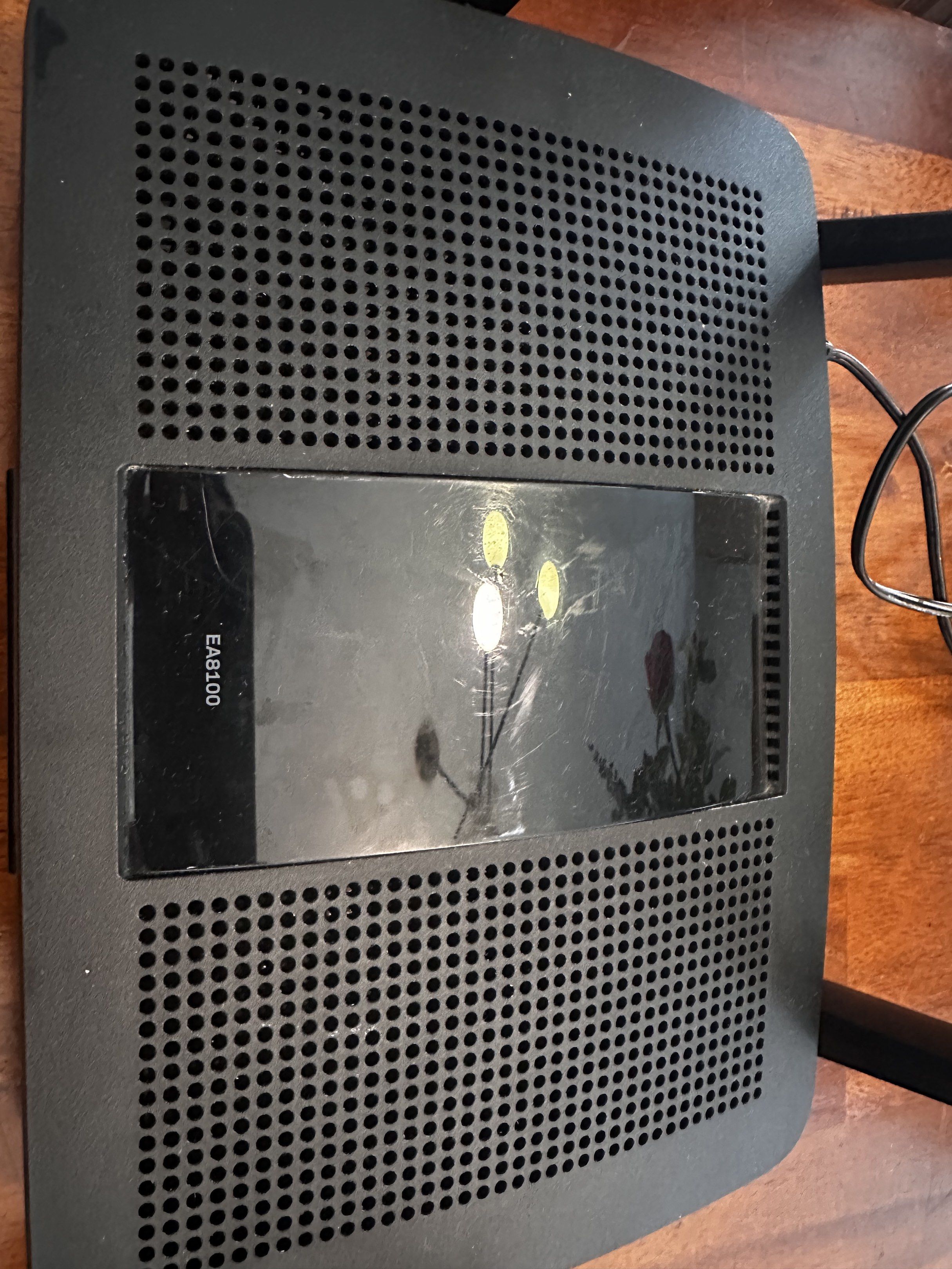 Linksys EA8100 Wireless Router446062390757959680