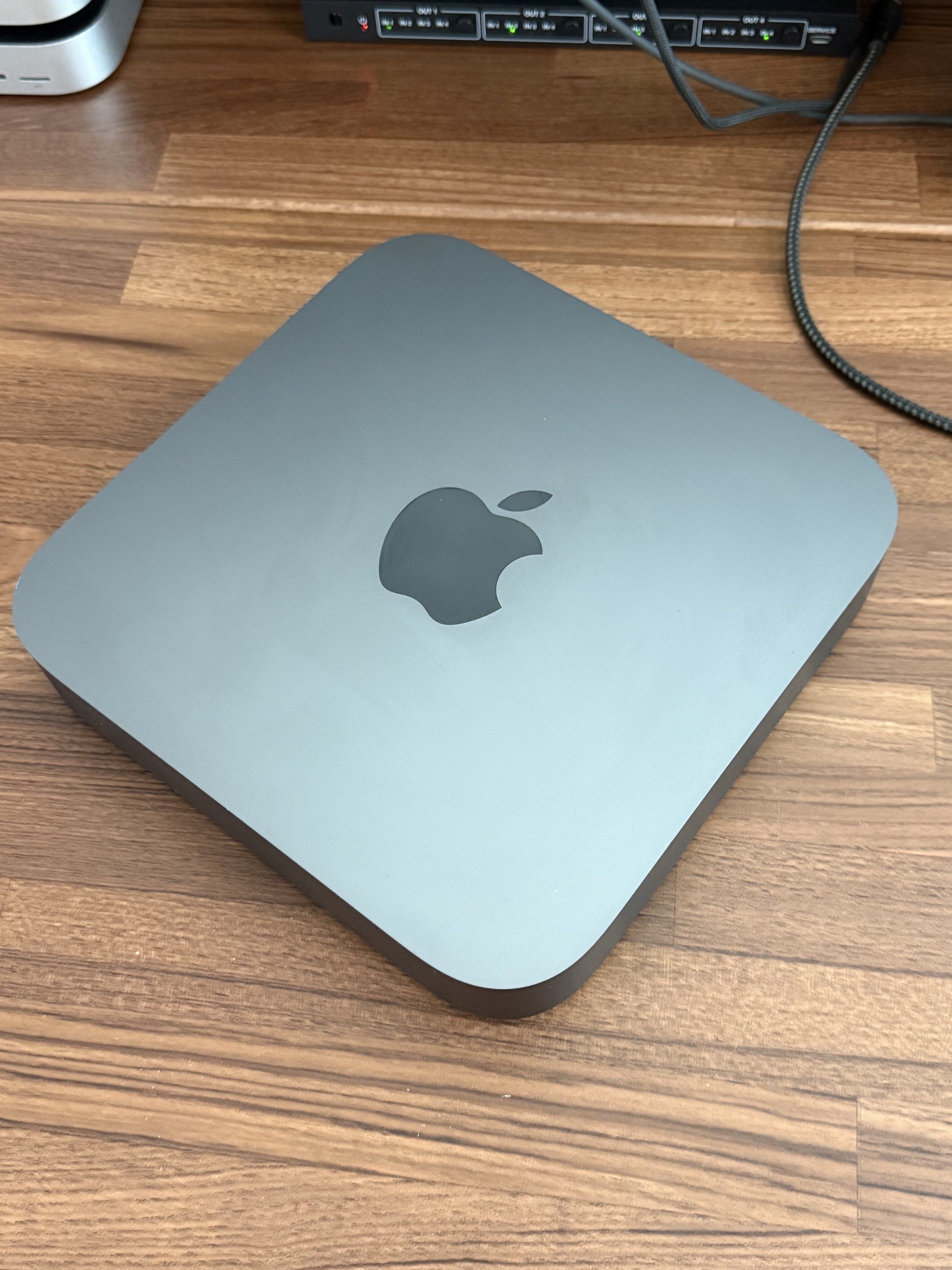 Mac Mini 2018 (A1993) 3.0GHz Intel Core i5, 256GB Storage 8GB RAM 