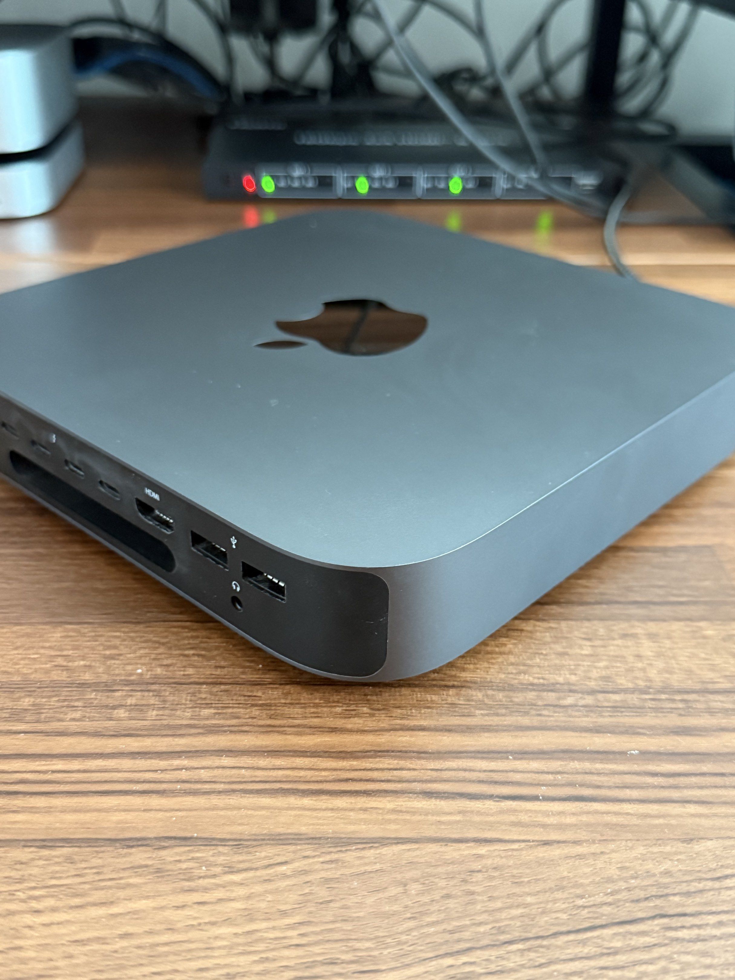Mac Mini 2018 (A1993) 3.0GHz Intel Core i5, 256GB Storage 8GB RAM 