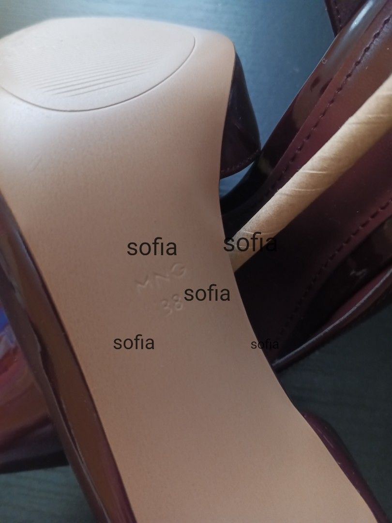 Mango Patent Heels - US 7.5 (Category: Heels) located in Paranaque City. Submitted by sofiyeah (Listing ID 1418997766, Image 2). Description: - MANGO Burgundy patent leather heels - US size 7.5 - Never been worn outside, sinukat sukat lang - Pointed toe - Stiletto heel - Unworn condition - NO Box.
